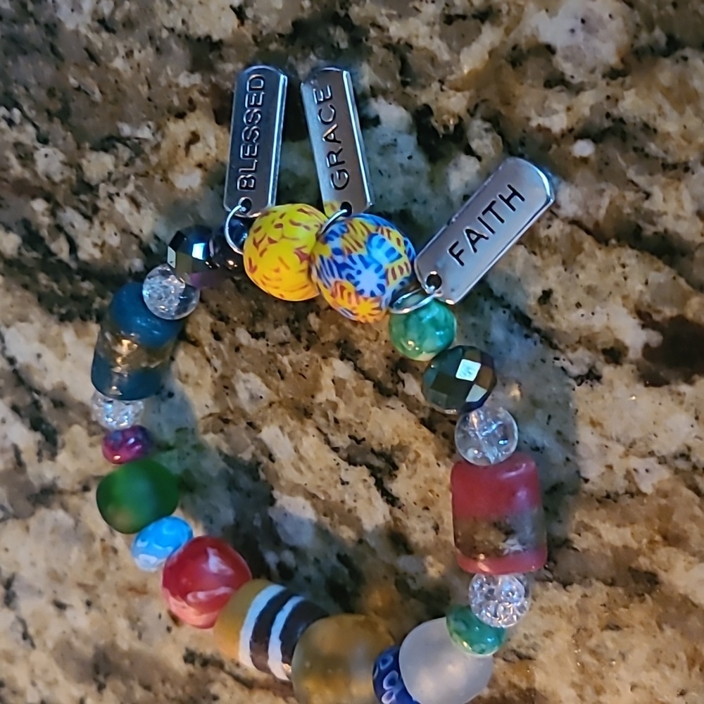 Ghana Krobo  recycled Glass hanmade Strechy Bracelet